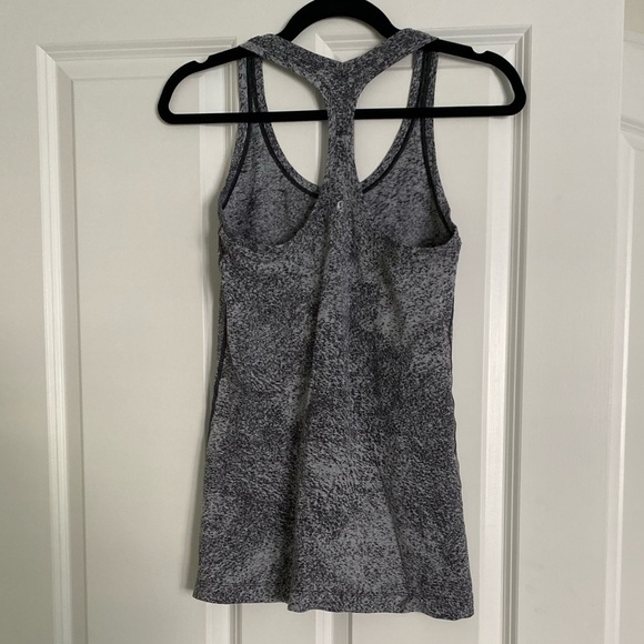 Lululemon Workout Tank Top - Picture 2 of 4